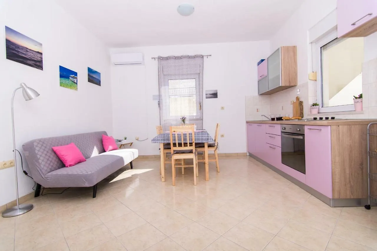 Apartments Marinera Trogir Croatia
