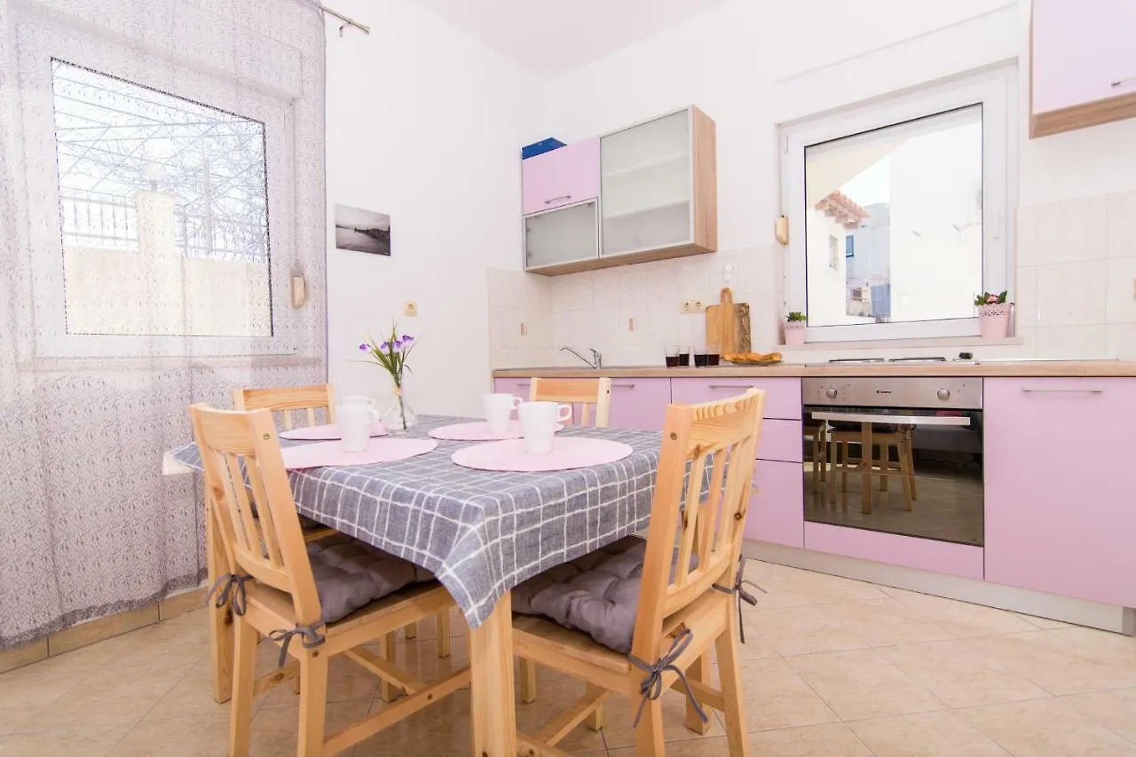 Apartments Marinera Trogir Croatia